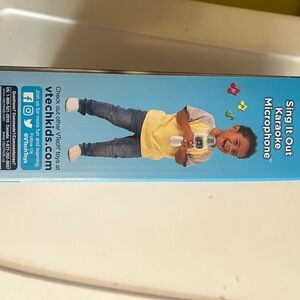 V-Tech Sing It Out Karaoke Microphone - White